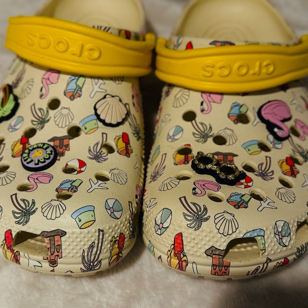 CROCS Kids' Cream Adventure Slippers - Picture 2 of 3